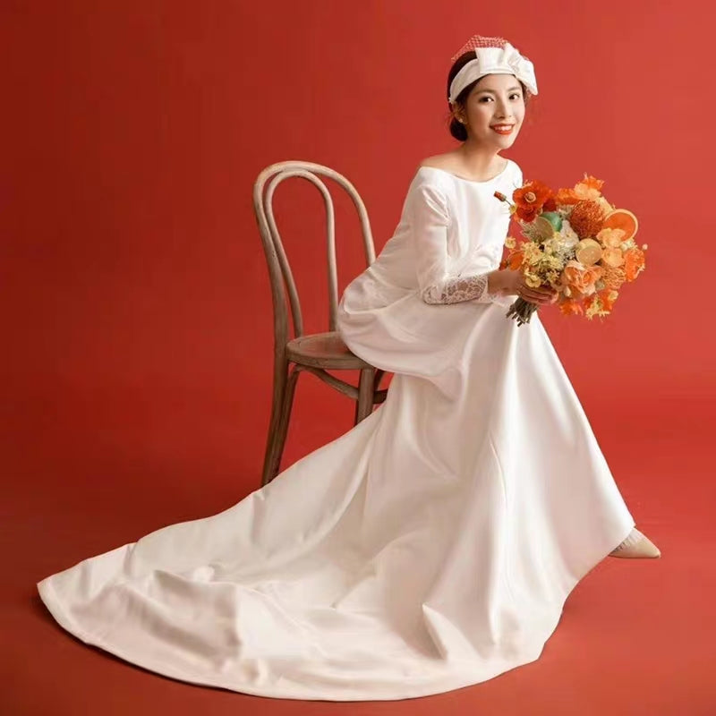 French light wedding dress ultra-fairy Hepburn simple satin sexy backless bride wedding main yarn welcome dress female drag tail
