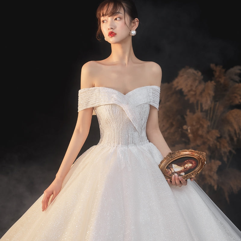 New temperament one-word shoulder wedding bride star tail small man slim retro wedding dress