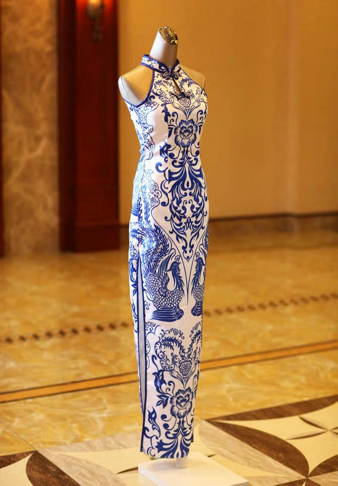 Blue and white porcelain cheongsam long stage catwalk improved costume Ame_handmadesg Blue and white porcelain cheongsam long stage catwalk improved costume Ame_handmadesg
