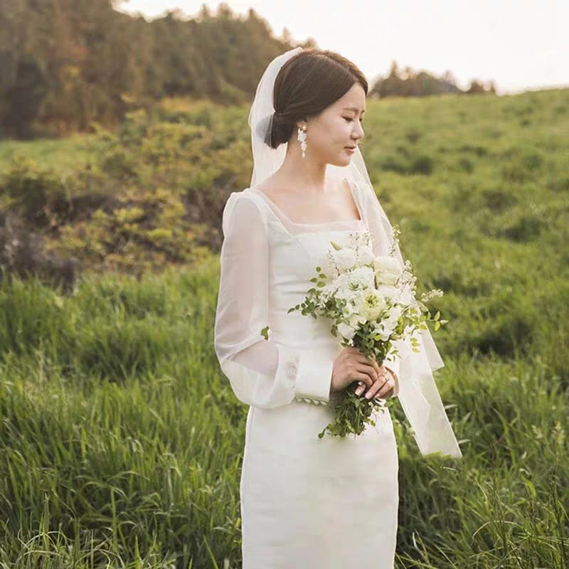 Light wedding dress new bride French retro satin simple V-necked back-sitcom wear shoot door yarn women's autumn