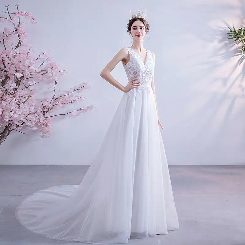 Angel's wedding dress French lace deep V-neck princess bride sexy bare-back edf shoot sieve light wedding dress 187