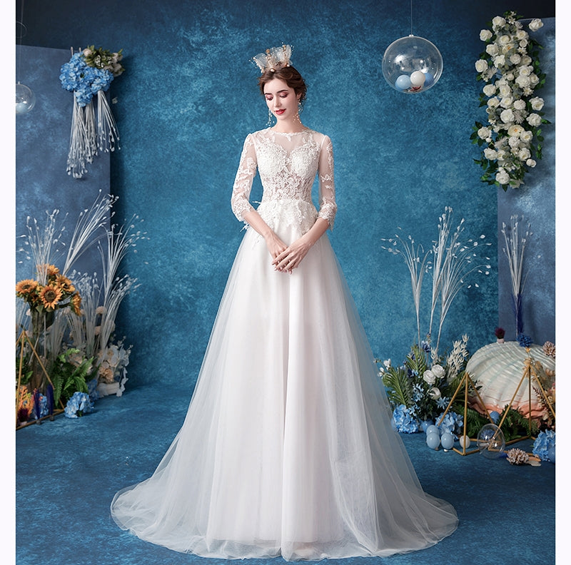 Long-Sleeve Lace Train ROM Gown