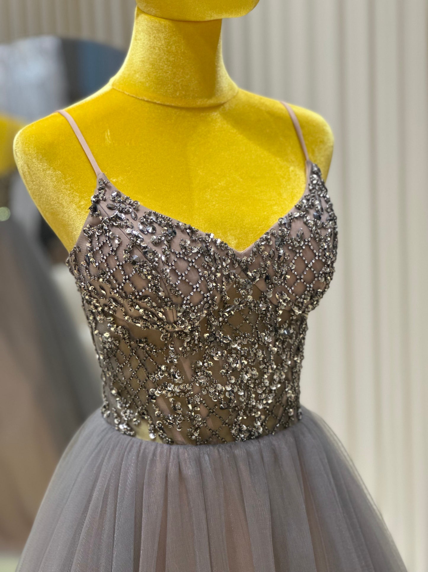 EG-AME-10002 EVENING GOWN LUX FABRIC WITH BEADS SIZE S BUST 84 WAIST 66