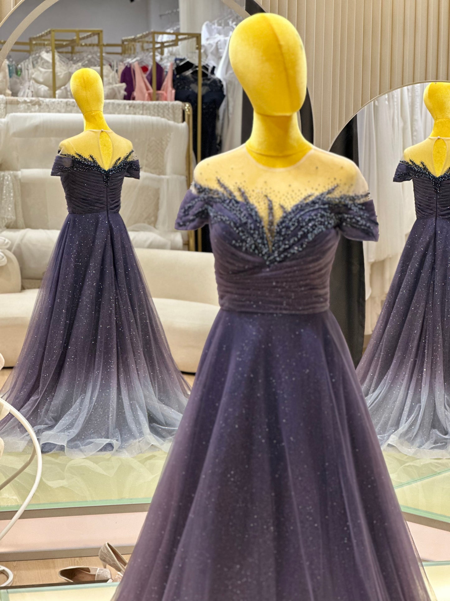 EG-AME-10006 EVENING GOWN PREMIUM FABRIC HALF LACE WITH BEADS SIZE XL BUST 93 WAIST 77