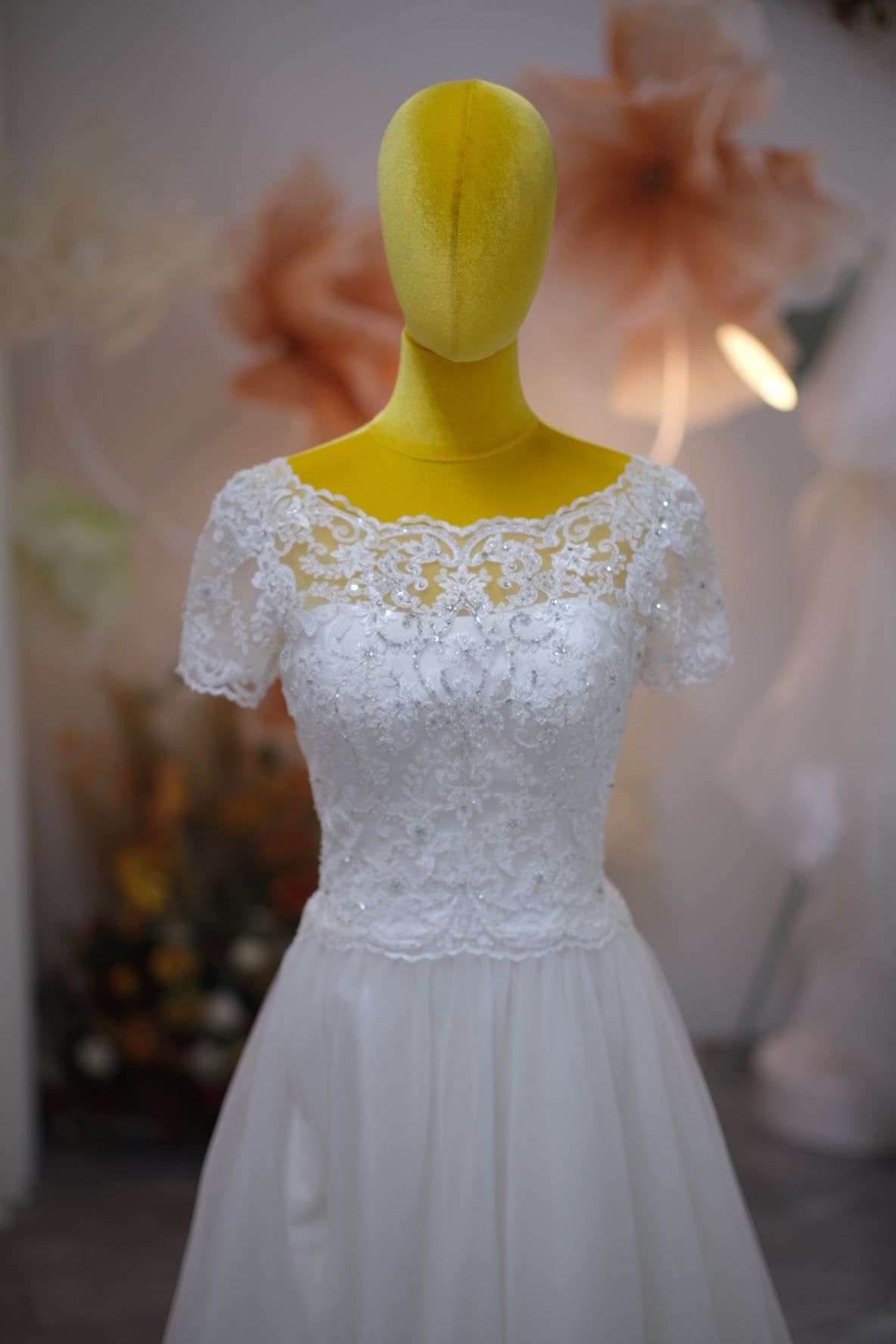 BG-WED-AME-10076 WEDDING GOWN PREMIUM FABRIC HALF LACE WITH BEADED SIZE XL BUST 90-91 WAIST 71-72