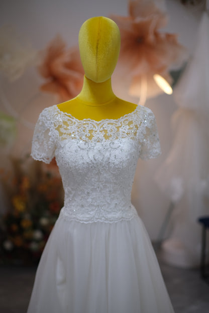 BG-WED-AME-10076 WEDDING GOWN PREMIUM FABRIC HALF LACE WITH BEADED SIZE XL BUST 90-91 WAIST 71-72