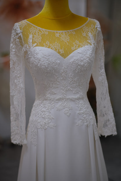 BG-WED-AME-10081 WEDDING GOWN PREMIUM FABRIC HALF LACE SIZE M BUST 88 WAIST 67-68