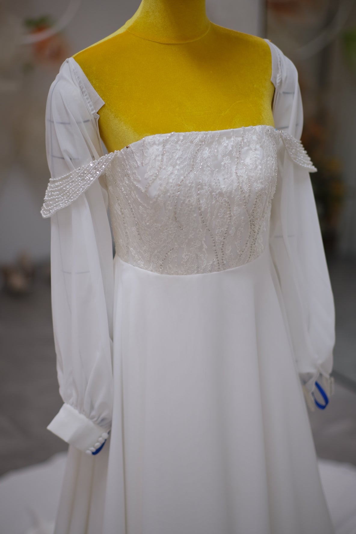 BG-WED-AME-10087 WEDDING GOWN LUX FABRIC HALF LACE SIZE XL BUST 90 WAIST 73