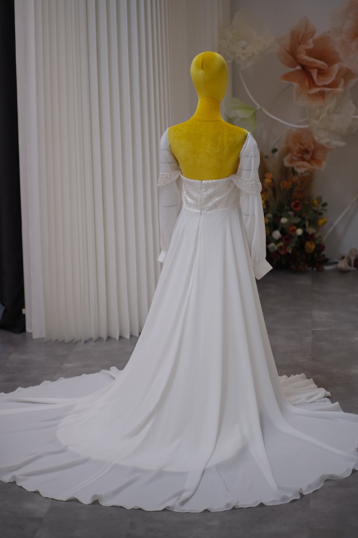 BG-WED-AME-10087 WEDDING GOWN LUX FABRIC HALF LACE SIZE XL BUST 90 WAIST 73