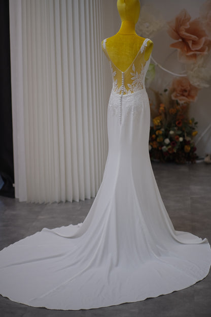 BG-WED-AME-10088 WEDDING GOWN LUX FABRIC HALF LACE SIZE L BUST 86 WAIST 70