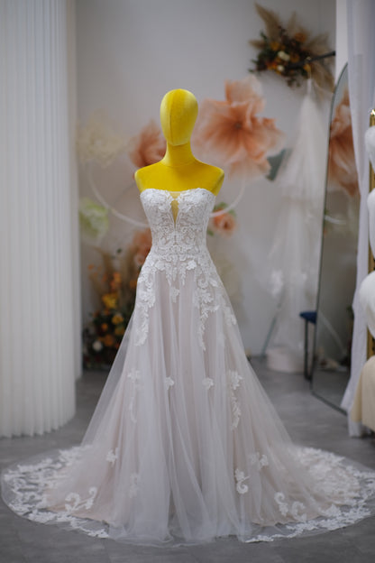 BG-WED-AME-10089 WEDDING GOWN PREMIUM FABRIC HALF LACE SIZE S BUST 80 WAIST 68