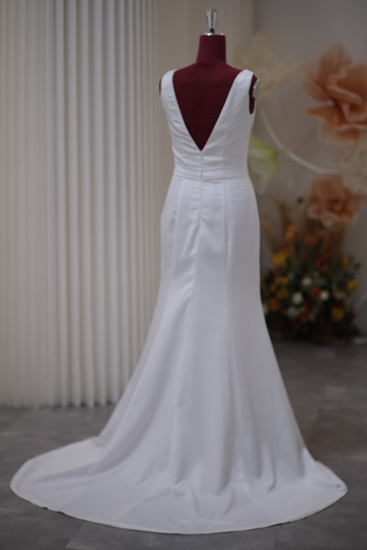 BG-WED-AME-10095 WEDDING GOWN PREMIUM FABRIC PLAIN WITH PLEATED SIZE XL BUST 92 WAIST 74
