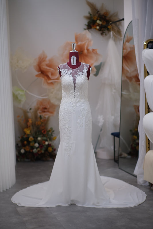 BG-WED-AME-10096 WEDDING GOWN PREMIUM FABRIC HALF LACE SIZE M BUST 84 WAIST 69