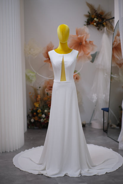 BG-WED-AME-10097 WEDDING GOWN PREMIUM FABRIC PLAIN WITH PLEATED SIZE L BUST 88 WAIST 71