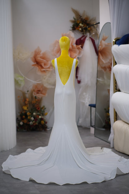 BG-WED-AME-10098 WEDDING GOWN FABRIC PLAIN WITH PLEATED SIZE XL BUST 90-94 WAIST 74-76