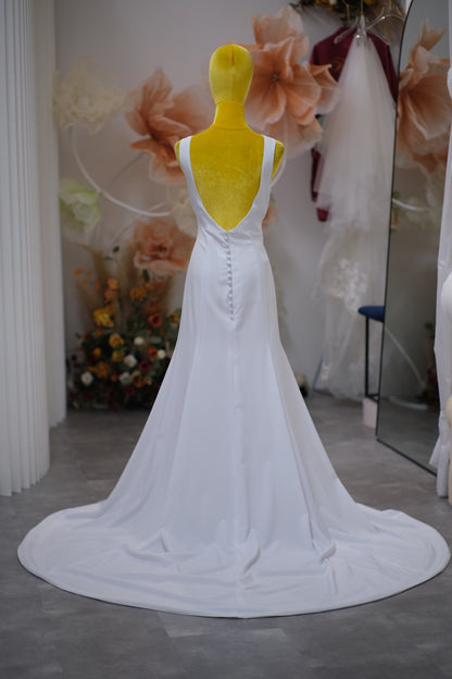 BG-WED-AME-10099 WEDDING GOWN PREMIUM FABRIC PLAIN WITH PLEATED SIZE XXXL BUST 99 WAIST 84