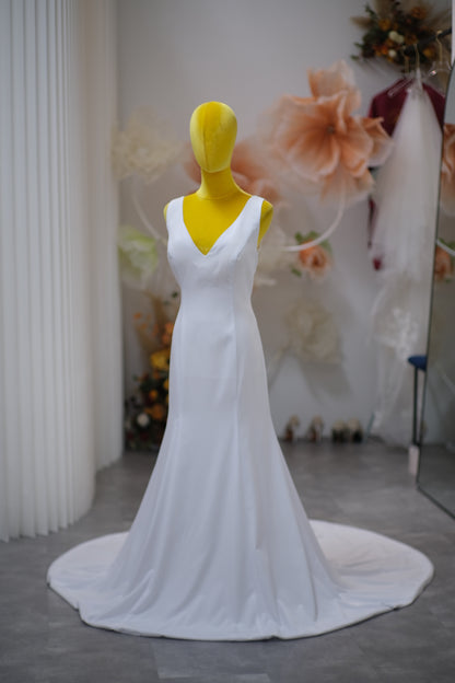 BG-WED-AME-10099 WEDDING GOWN PREMIUM FABRIC PLAIN WITH PLEATED SIZE XXXL BUST 99 WAIST 84