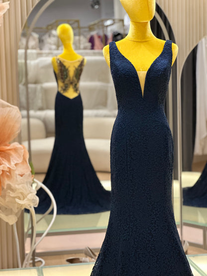 EG-AME-10010 EVENING GOWN PREMIUM FABRIC WITH BUTTERFLY BEADS IN BACK SIZE M BUST 87 WAIST 69