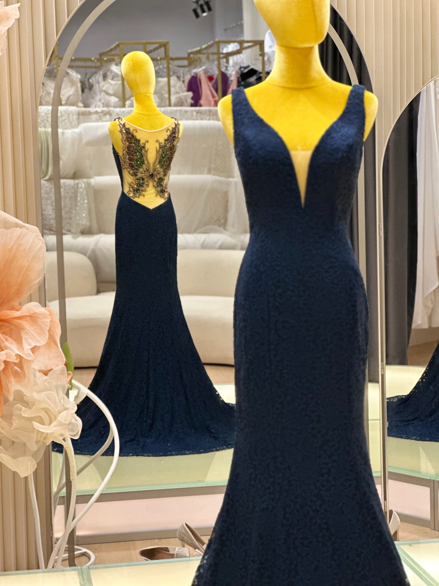 EG-AME-10010 EVENING GOWN PREMIUM FABRIC WITH BUTTERFLY BEADS IN BACK SIZE M BUST 87 WAIST 69