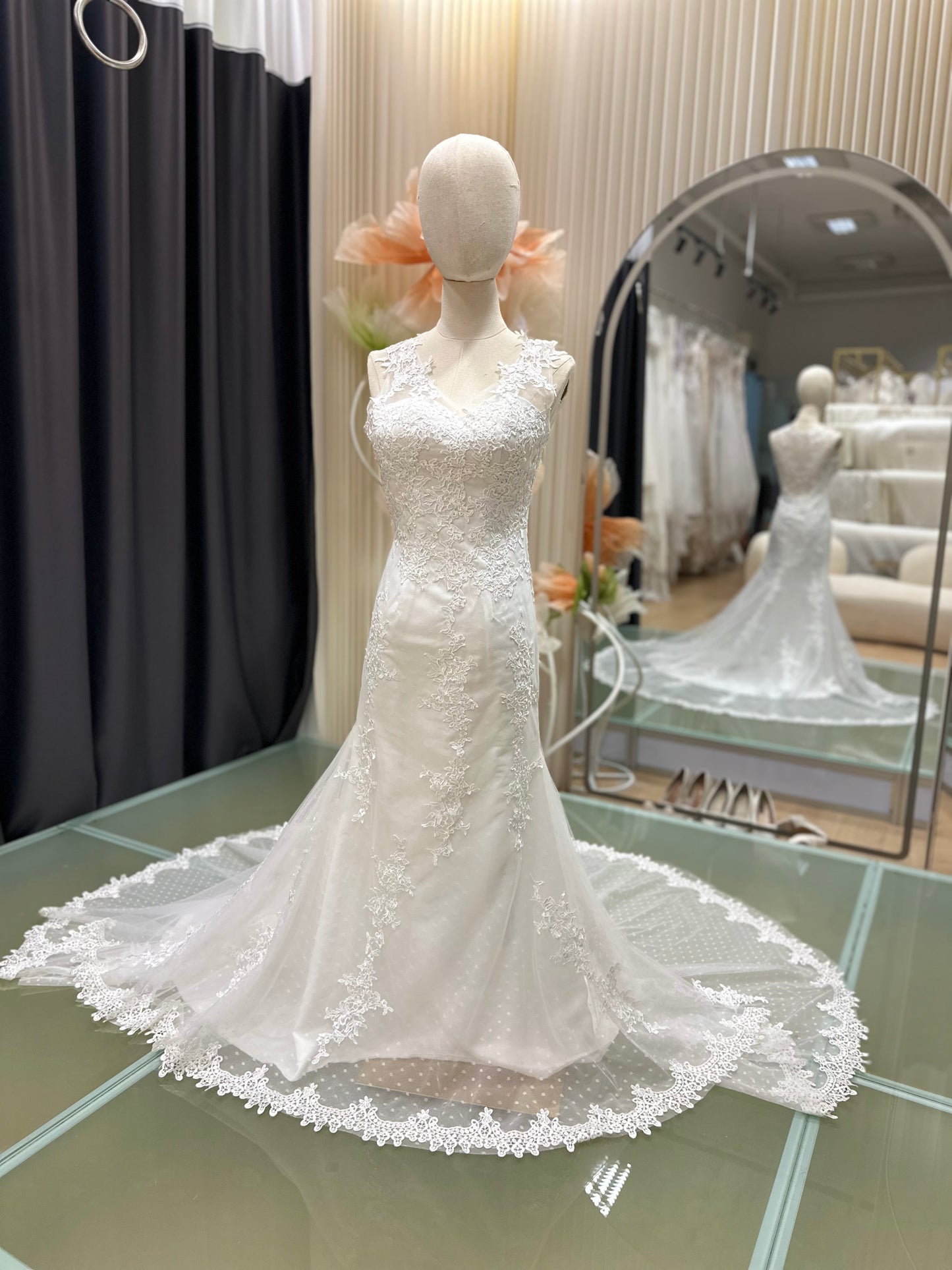 BG-WED-AME-10104 WEDDING GOWN PREMIUM FABRIC FULL LACE SIZE XS BUST 78 WAIST 64