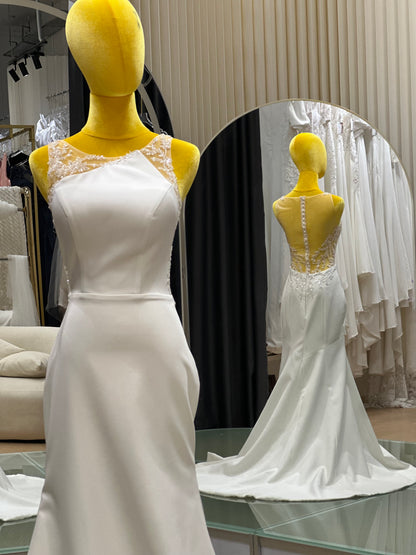 BG-WED-AME-10105 WEDDING GOWN LUX FABRIC HALF LACE SIZE S BUST 83 WAIST 66