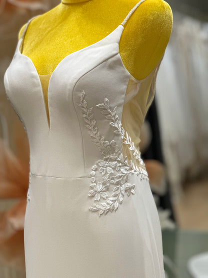 BG-WED-AME-10106 WEDDING GOWN LUX FABRIC HALF LACE SIZE L BUST 86 WAIST 71