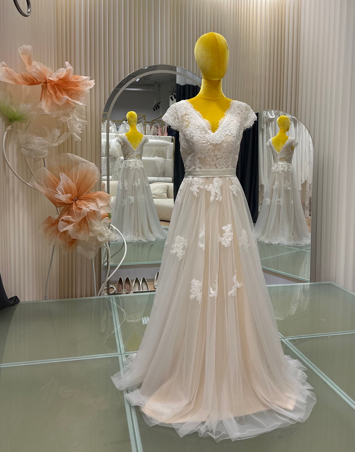 BG-WED-AME-10108 WEDDING GOWN FABRIC FULL LACE SIZE XL BUST 93 WAIST 75