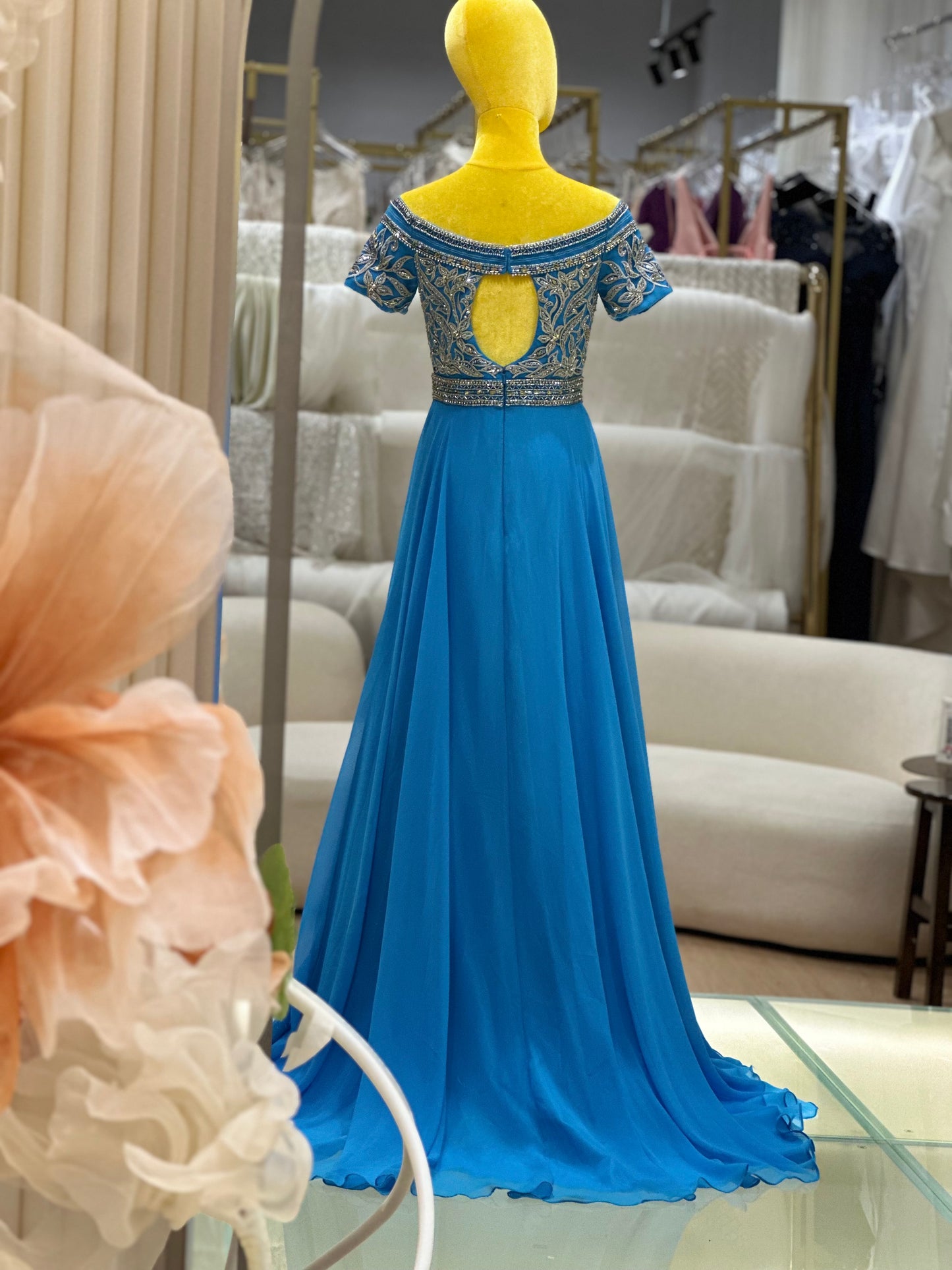 EG-AME-10011 EVENING GOWN PREMIUM FABRIC HALF LACE WITH BEADS SIZE L BUST 88 WAIST 72