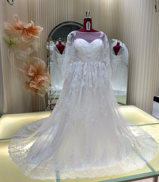 BG-WED-AME-10110 WEDDING GOWN PREMIUM FABRIC FULL LACE BUST 136 WAIST 122