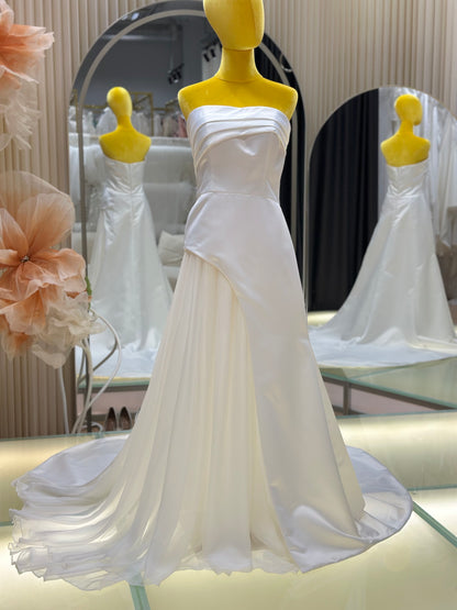 BG-WED-AME-10111 WEDDING GOWN PREMIUM FABRIC PLAIN WITH PLEATED SIZE XL BUST 91 WAIST 77