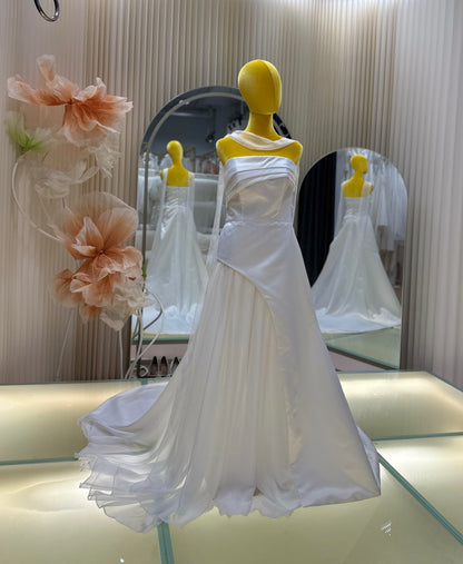 BG-WED-AME-10111 WEDDING GOWN PREMIUM FABRIC PLAIN WITH PLEATED SIZE XL BUST 91 WAIST 77