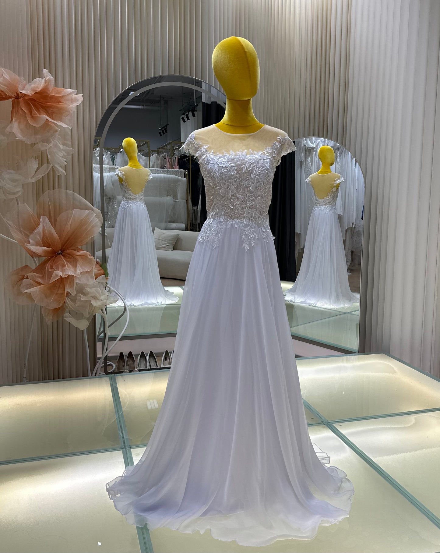 BG-WED-AME-10114 WEDDING GOWN FABRIC HALF LACE SIZE L BUST 89 WAIST 72