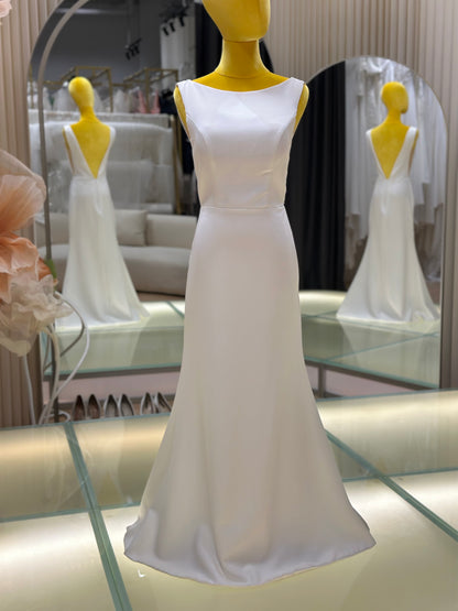 BG-WED-AME-10115 WEDDING GOWN FABRIC PLAIN WITH PLEATED SIZE L BUST 89 WAIST 70