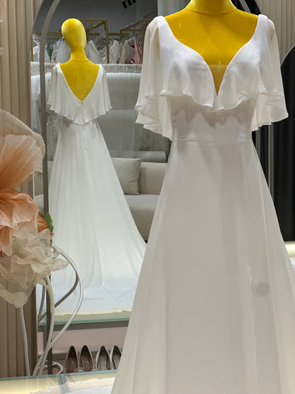 BG-WED-AME-10116 WEDDING GOWN FABRIC PLAIN WITH PLEATED SIZE M BUST 84 WAIST 69