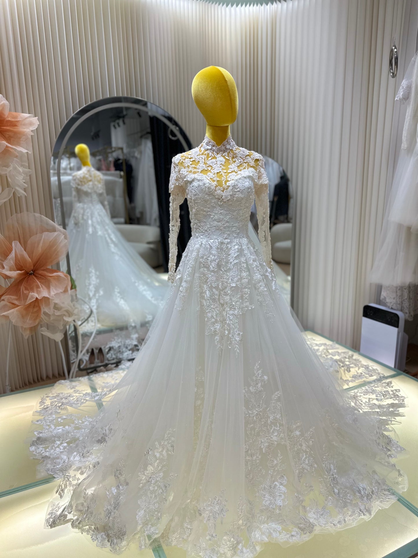 BG-WED-AME-10118 WEDDING GOWN LUX FABRIC FULL LACE SIZE XS-XL BUST 78-94 WAIST 66-76