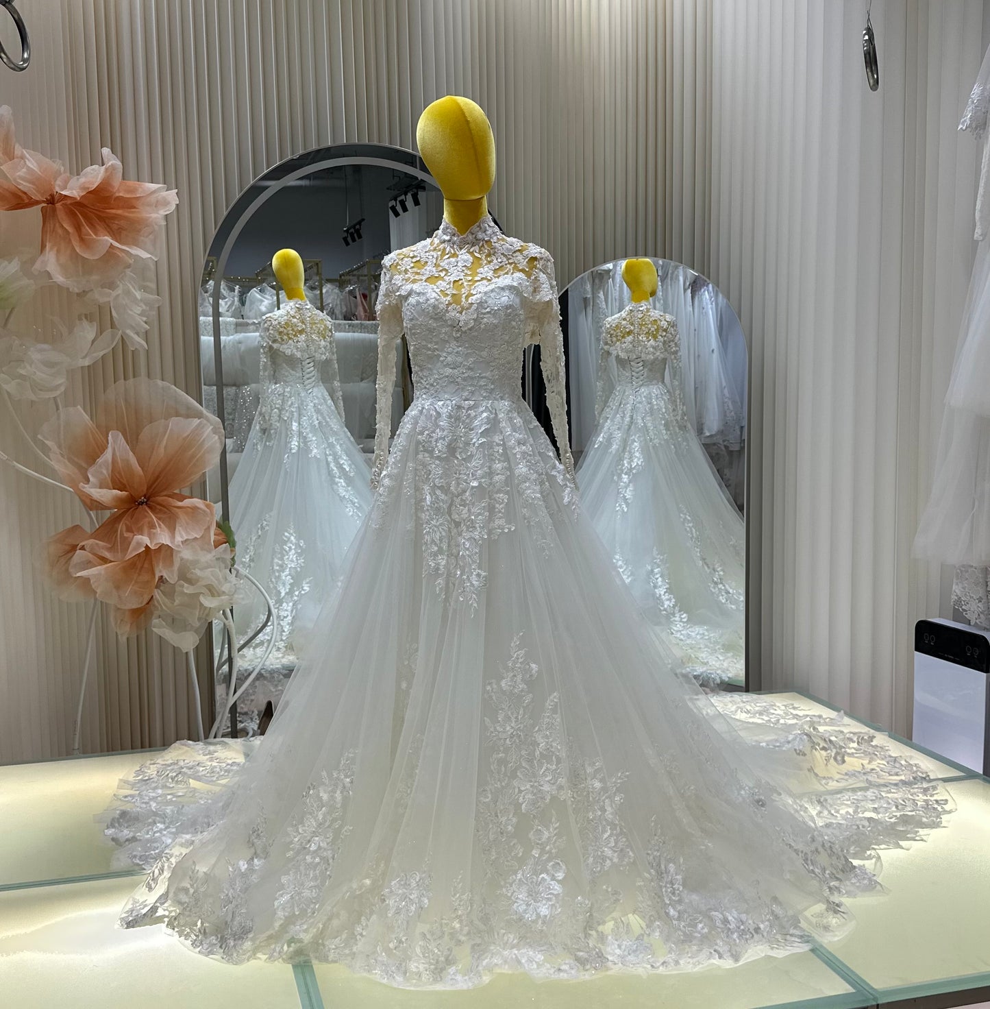 BG-WED-AME-10118 WEDDING GOWN LUX FABRIC FULL LACE SIZE XS-XL BUST 78-94 WAIST 66-76