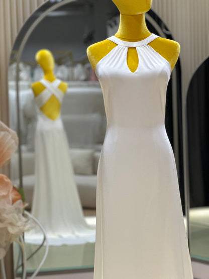 BG-WED-AME-10119 WEDDING GOWN FABRIC PLAIN WITH PLEATED SIZE M BUST 85 WAIST 68 HIPS 97