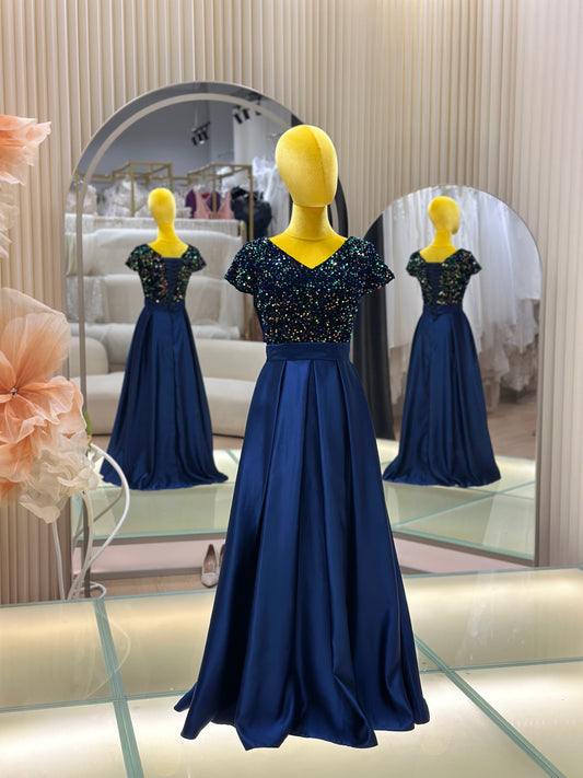 EG-AME-10012 EVENING GOWN PREMIUM FABRIC HALF SEQUIN SIZE S BUST 81 WAIST 67