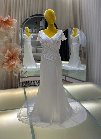 BG-WED-AME-10120 WEDDING GOWN FABRIC PLAIN WITH PLEATED SIZE 3XL BUST 99 WAIST 81