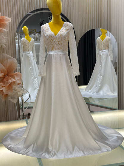 BG-WED-AME-10121 WEDDING GOWN FABRIC HALF LACE SIZE XL BUST 96 WAIST 75