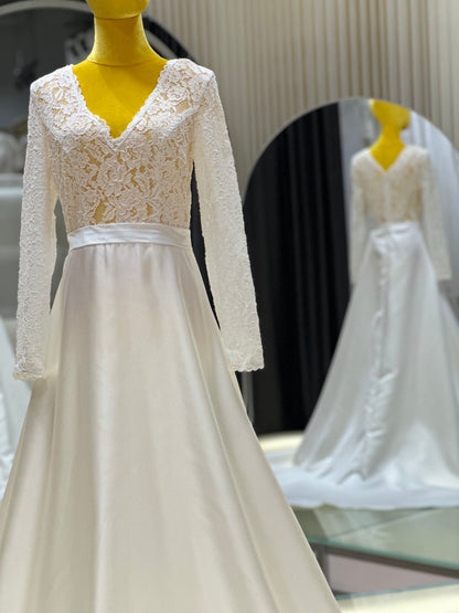 BG-WED-AME-10121 WEDDING GOWN FABRIC HALF LACE SIZE XL BUST 96 WAIST 75