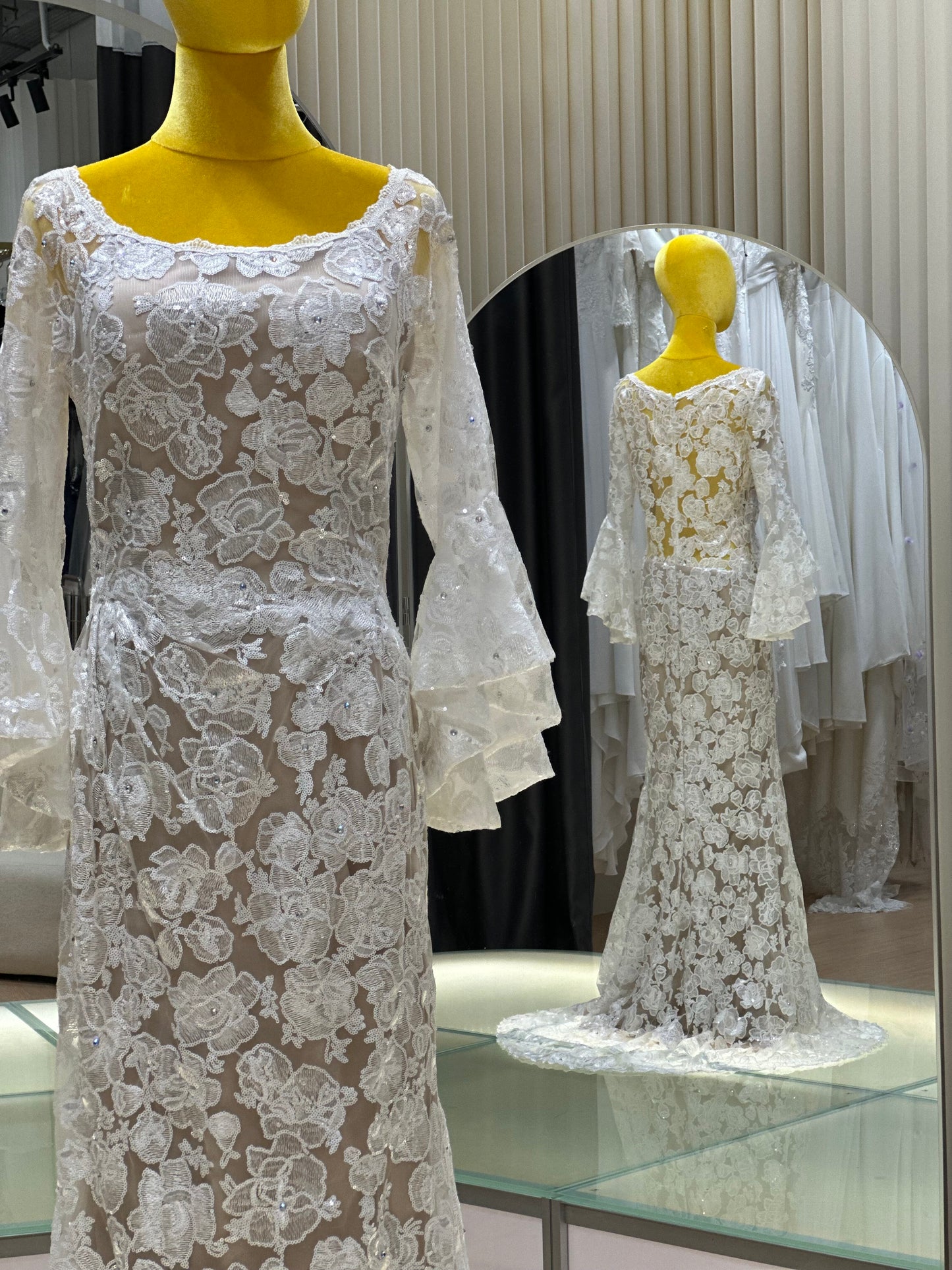 BG-WED-AME-10122 WEDDING GOWN PREMIUM FABRIC FULL LACE SIZE 4XL BUST 102 WAIST 85