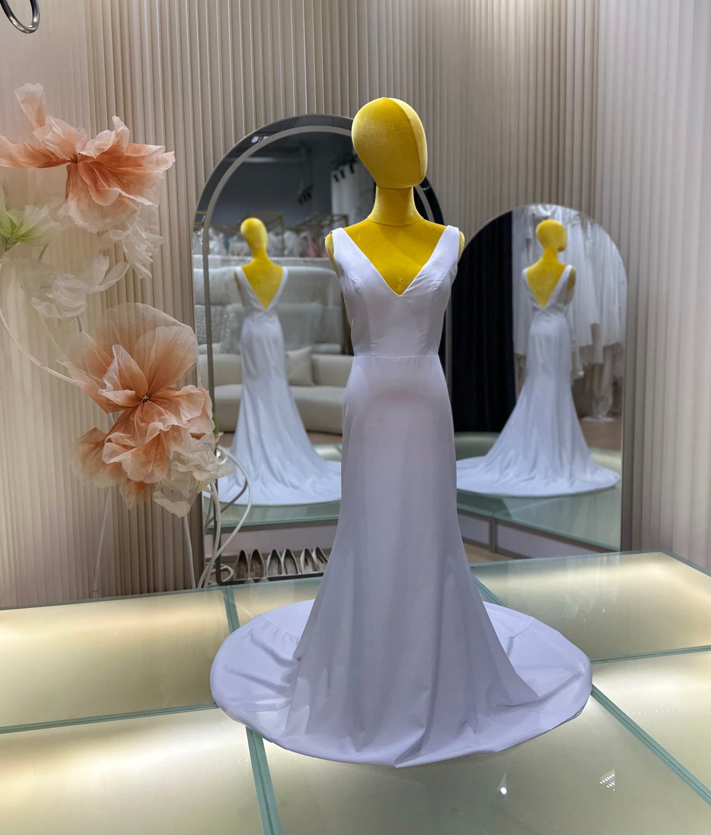 BG-WED-AME-10123 WEDDING GOWN FABRIC PLAIN LONG SIZE L BUST 87 WAIST 70