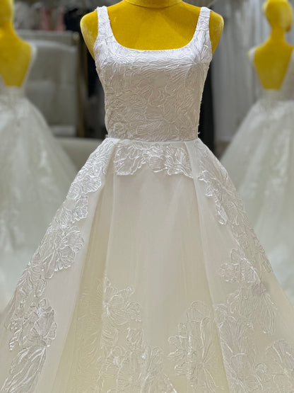 BG-WED-AME-10128 WEDDING GOWN LUX FABRIC FULL LACE SIZE XS-L BUST 78-90 WAIST 64-72