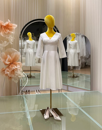 BG-WED-AME-10132 WEDDING GOWN FABRIC SHORT PLAIN WITH PLEATED SIZE L BUST 89 WAIST 71