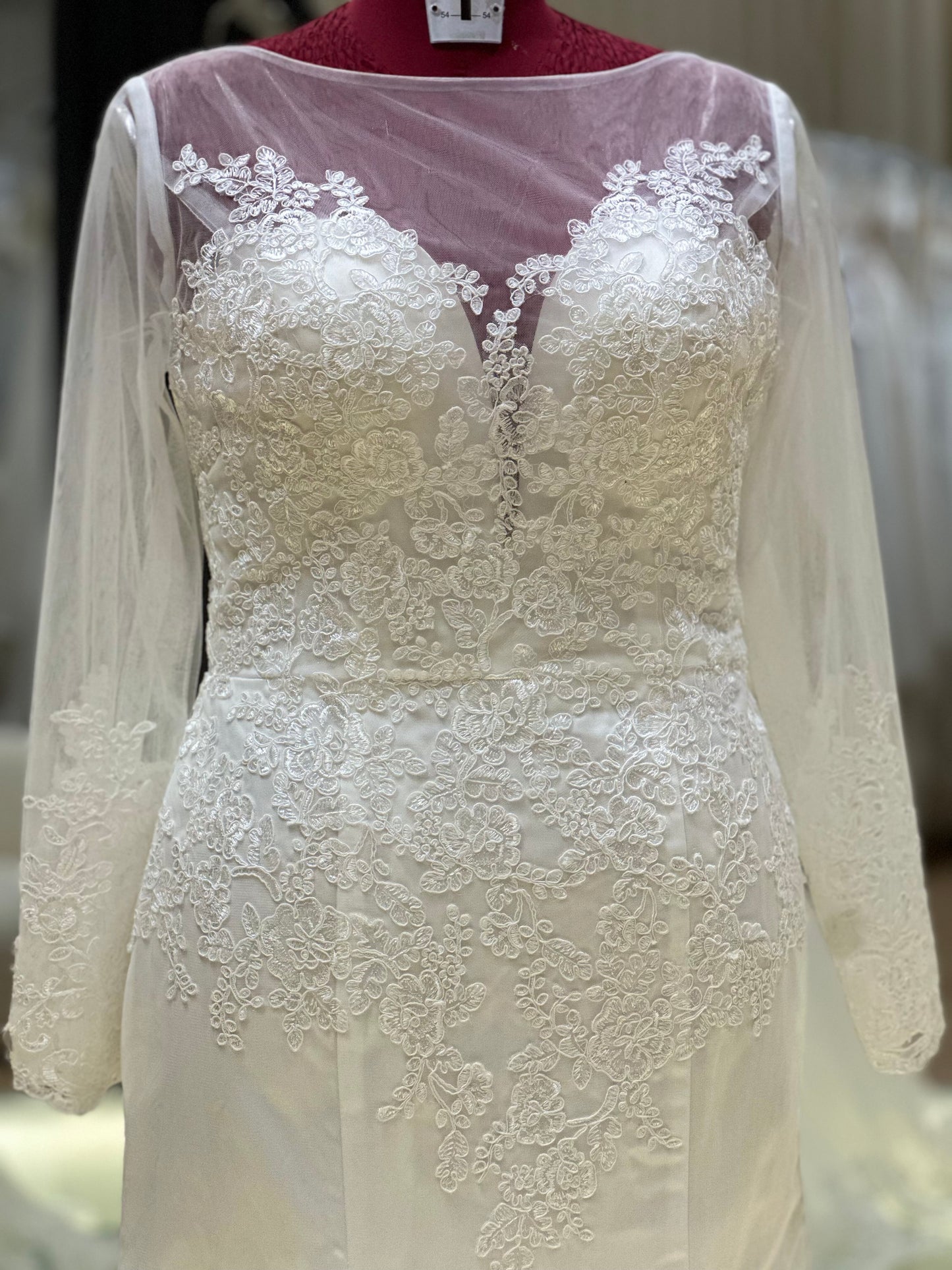 BG-WED-AME-10138 WEDDING GOWN PREMIUM FABRIC FULL LACE SIZE 3XL BUST 100 WAIST 84