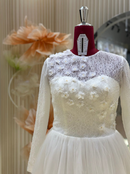 BG-WED-AME-10139 WEDDING GOWN PREMIUM FABRIC HALF LACE WITH BEADED SIZE XXL BUST 94 WAIST 80