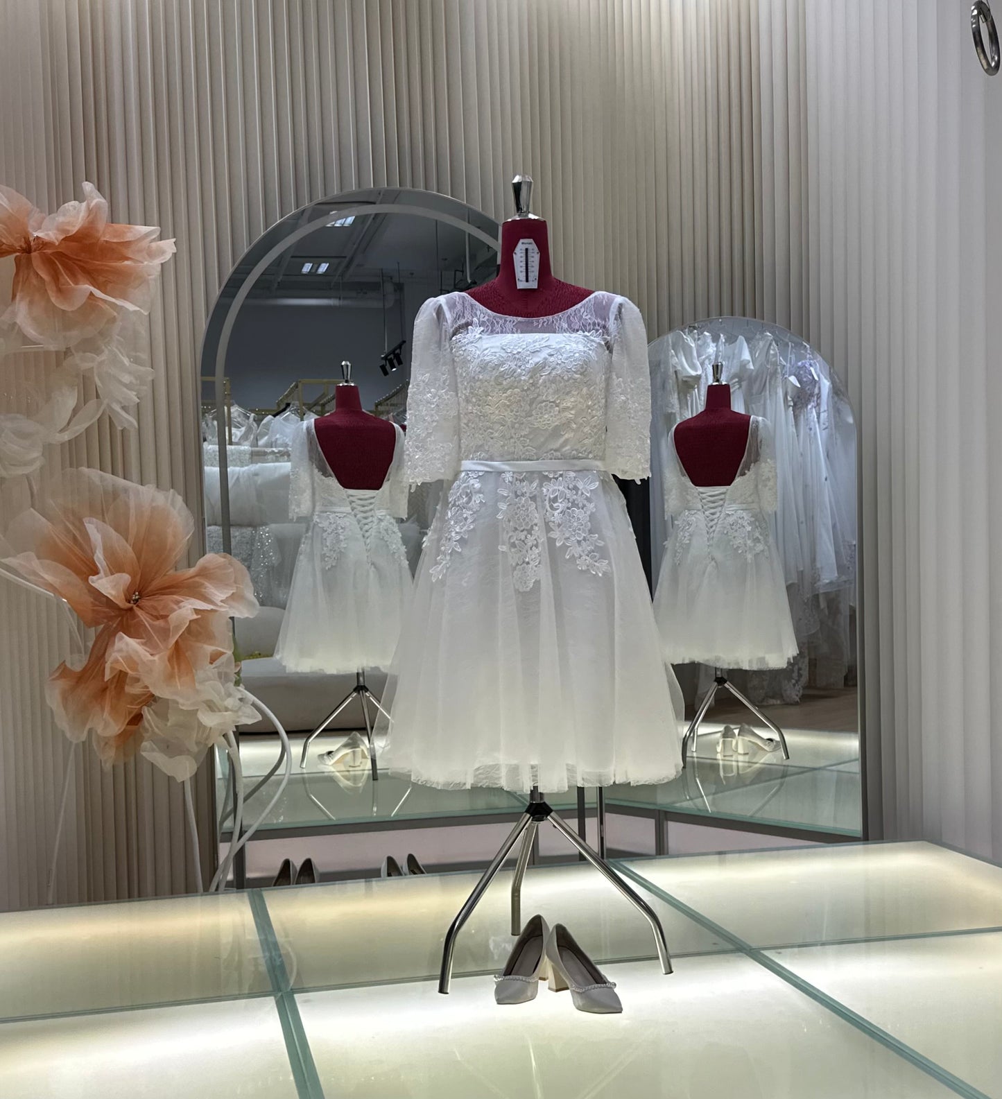 BG-WED-AME-10140 WEDDING GOWN FABRIC HALF LACE SIZE XL-3XL BUST 90-100 WAIST 74-84