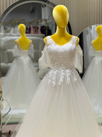 BG-WED-AME-10141 WEDDING GOWN FABRIC HALF LACE WITH BEADED SIZE M-XL BUST 84-94 WAIST 68-76