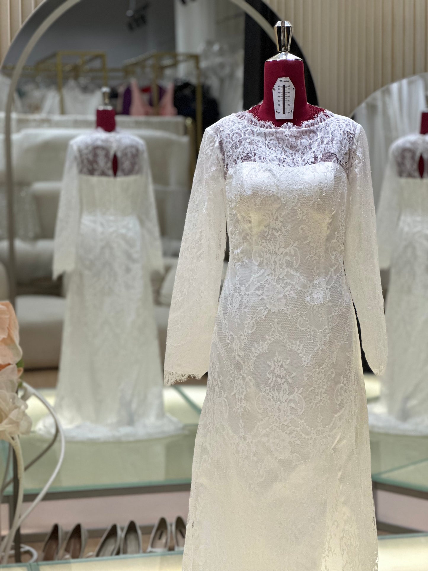 BG-WED-AME-10144 WEDDING GOWN FABRIC FULL LACE SIZE XXL BUST 95 WAIST 78